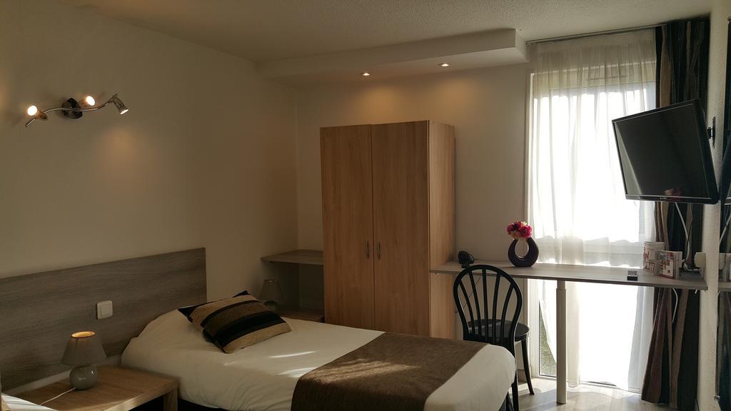 Hotel Eclipse Magnanville Екстер'єр фото