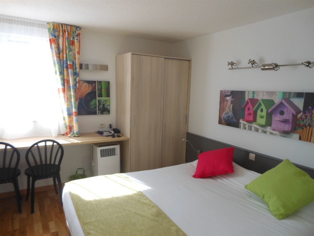 Hotel Eclipse Magnanville Екстер'єр фото