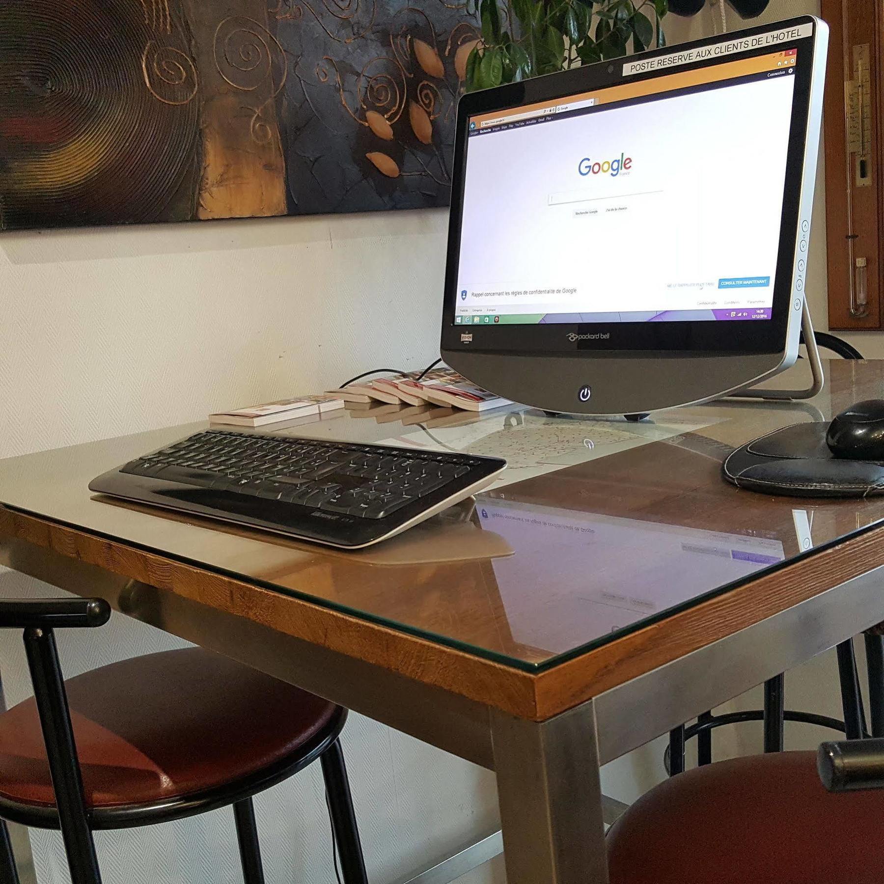 Hotel Eclipse Magnanville Екстер'єр фото